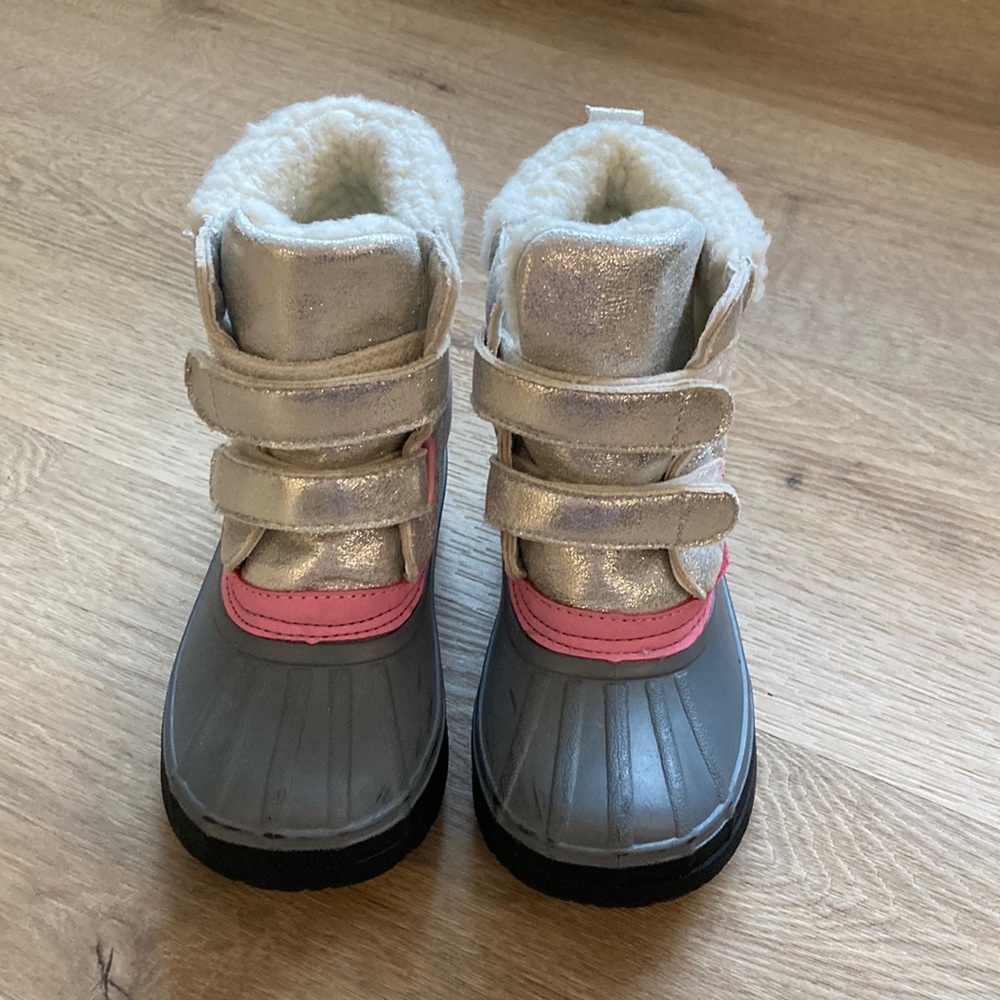 Kids Pink & Metallic Duck Boot